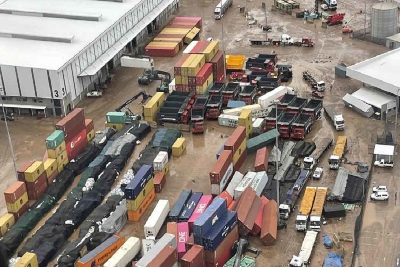 Containers Durban Floods 780X470 1
